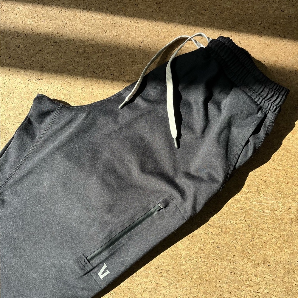 Vuori Sunday Performance Joggers - Black